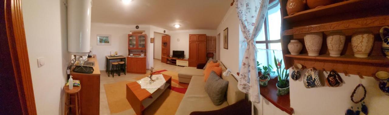 Apartament Nyugalom Szigete 2 Fos Apartman 1 Haloterrel Vertessomlo Zewnętrze zdjęcie